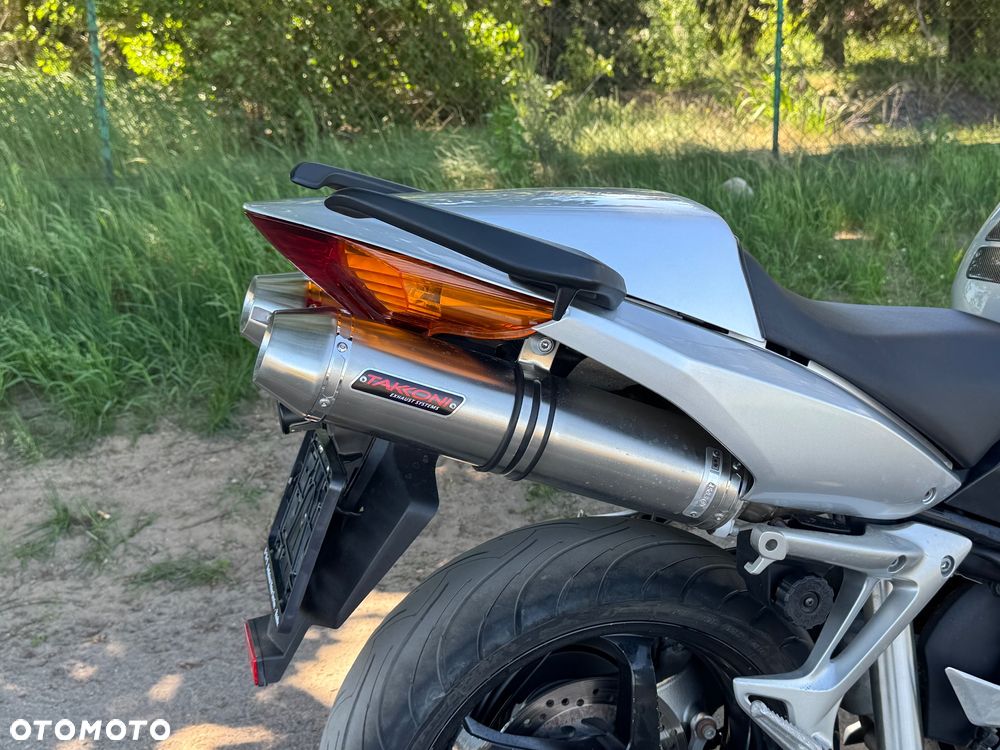 Honda VFR - 4