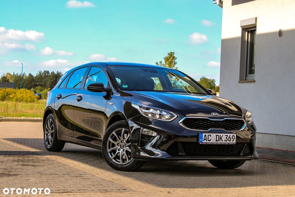 Kia Ceed 1.4 CVVT Dream-Team Edition - 13