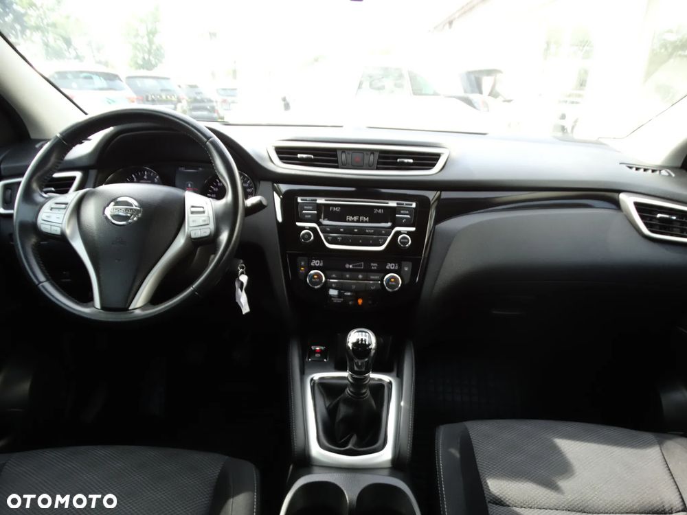 Nissan Qashqai - 12