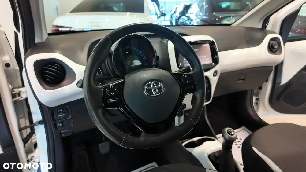 Toyota Aygo 1.0 VVT-i Sprint EU6 - 25