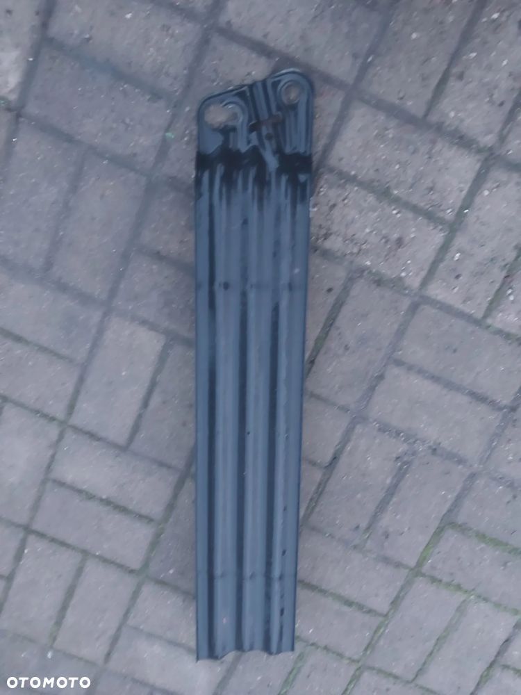 Blacha mocowania koła zapasowego vw t5 t6 - 2