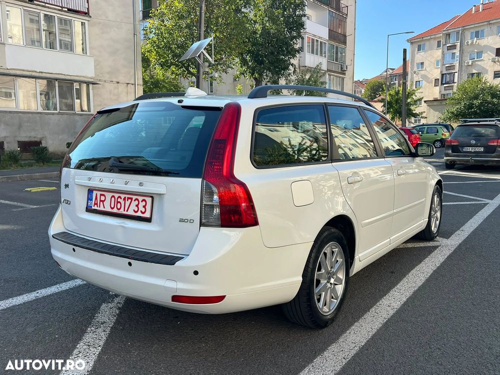 Volvo V50 - 4
