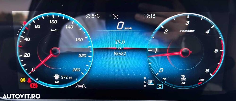 Mercedes-Benz GLB - 29