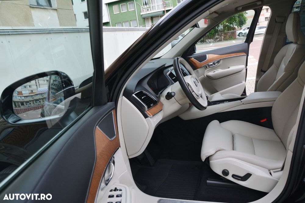 Volvo XC 90 D5 AWD Geartronic Inscription - 24