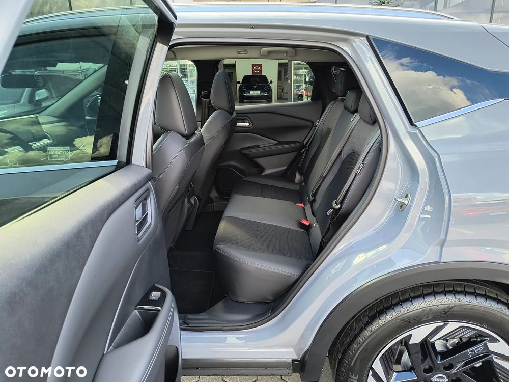 Nissan Qashqai 1.3 DIG-T mHEV 4x4 N-Connecta Xtronic - 8