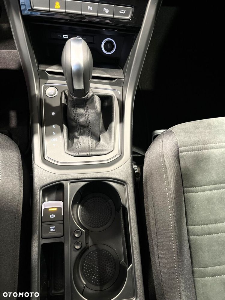 Volkswagen Touran 1.5 TSI EVO Comfortline Plus DSG - 18