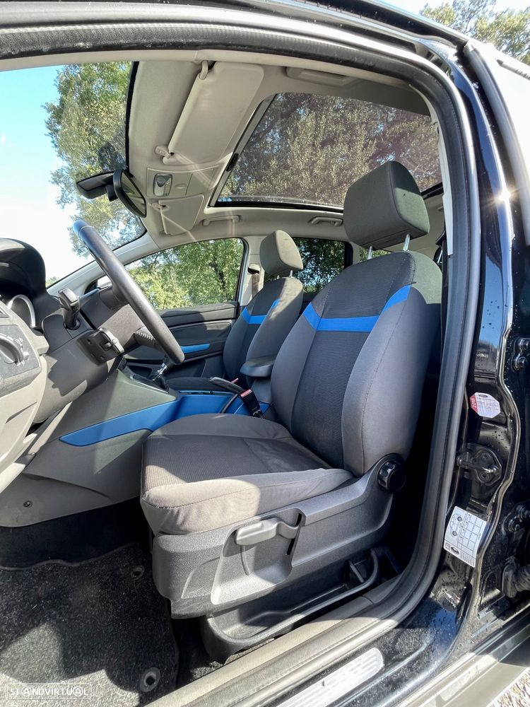 Ford Kuga 2.0 TDCi Titanium - 11