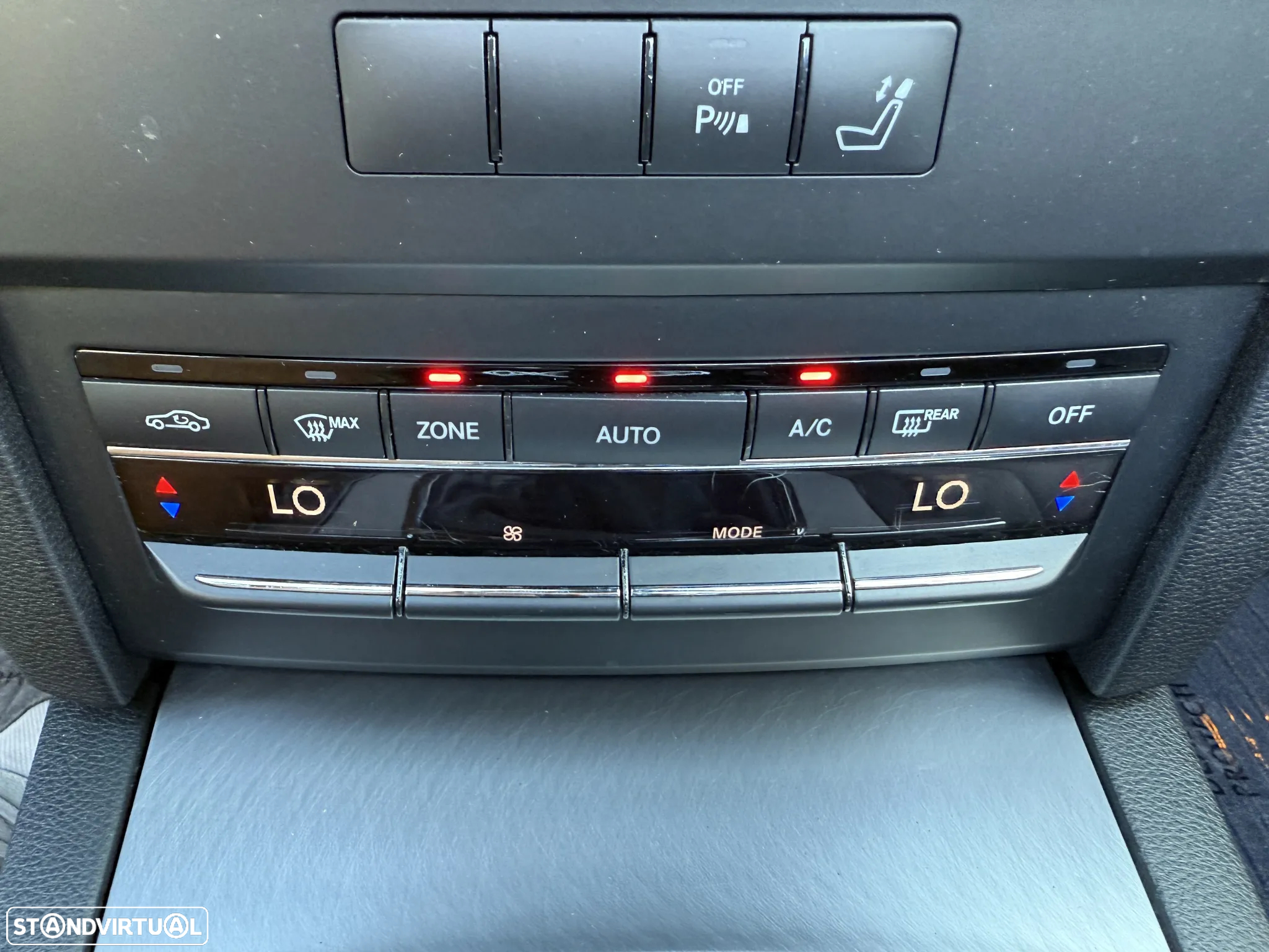 Mercedes-Benz E 220 CDi Avantgarde BlueEfficiency - 35