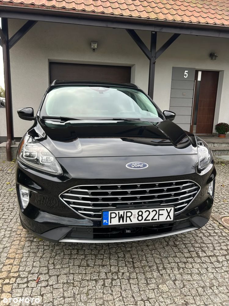 Ford Kuga 2.5 FHEV AWD Titanium - 1