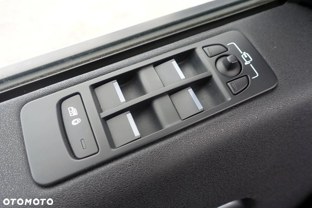 Land Rover Discovery Sport 2.0 Si4 SE - 31