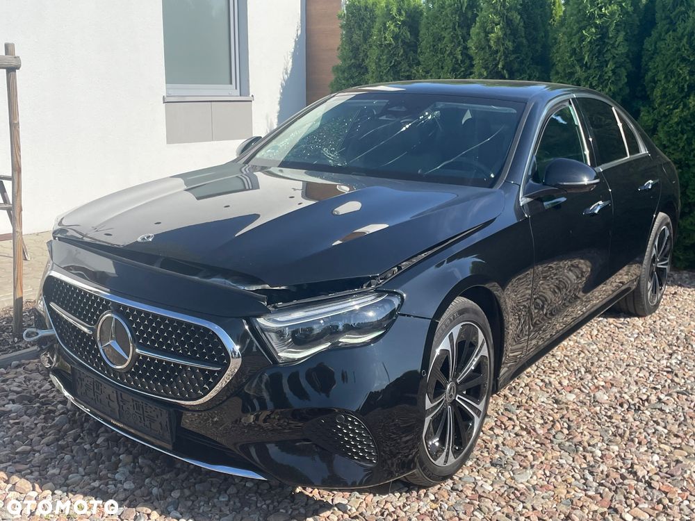 Mercedes-Benz Klasa E 300 4-Matic Avantgarde - 11