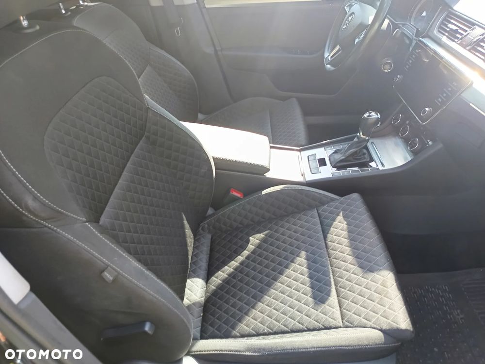 Skoda Superb 2.0 TSI Ambition DSG - 34
