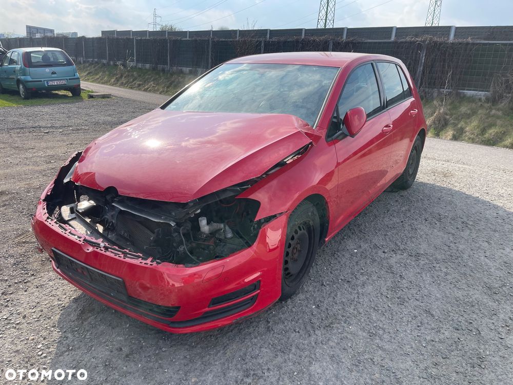 Volkswagen Golf 1.2 TSI BMT Comfortline - 6