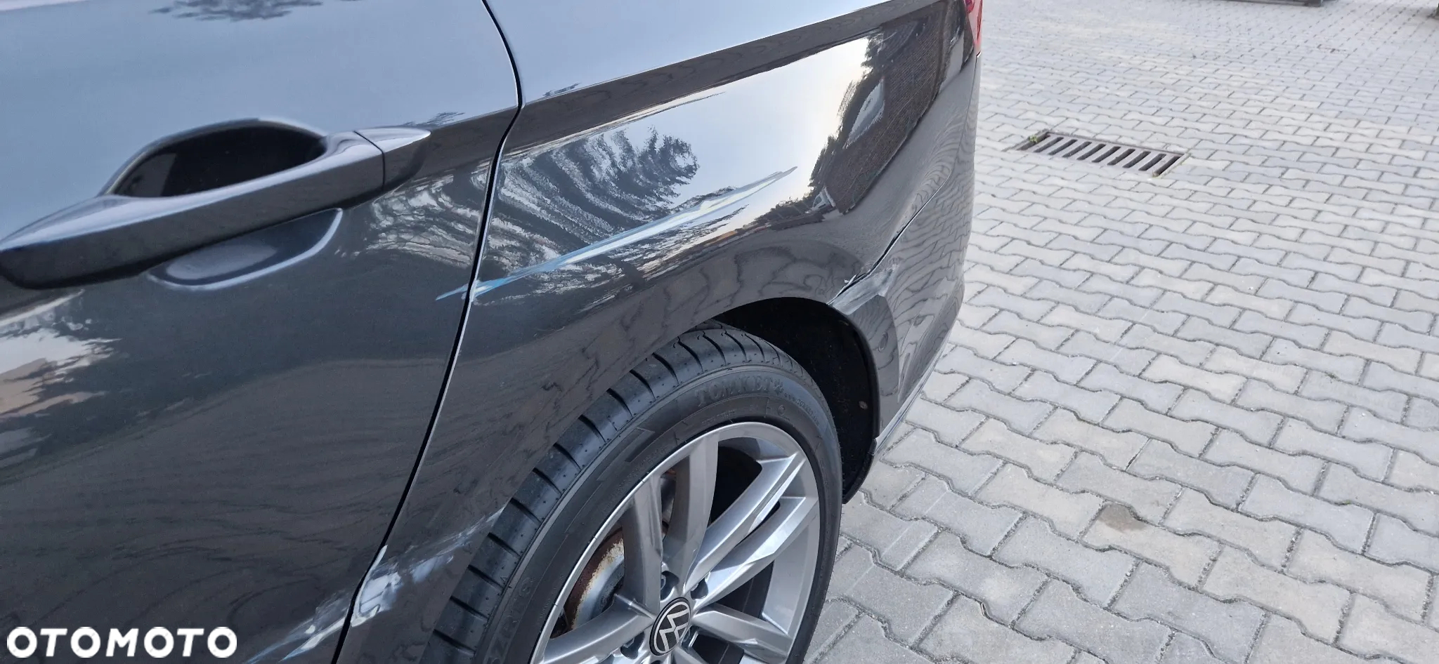 Volkswagen Passat Variant 2.0 TDI SCR DSG 4Motion Business - 28