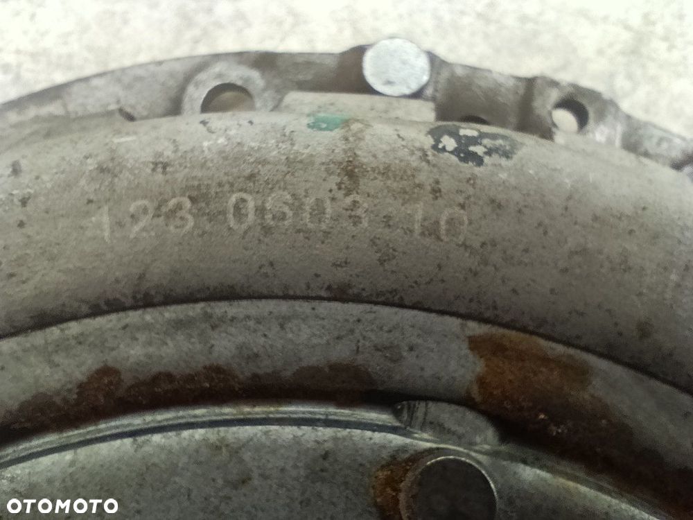 KOŁO DWUMASOWE KOMPLETNE FIAT DOBLO I FL C0282539  323082410  123060310 LUK - 9