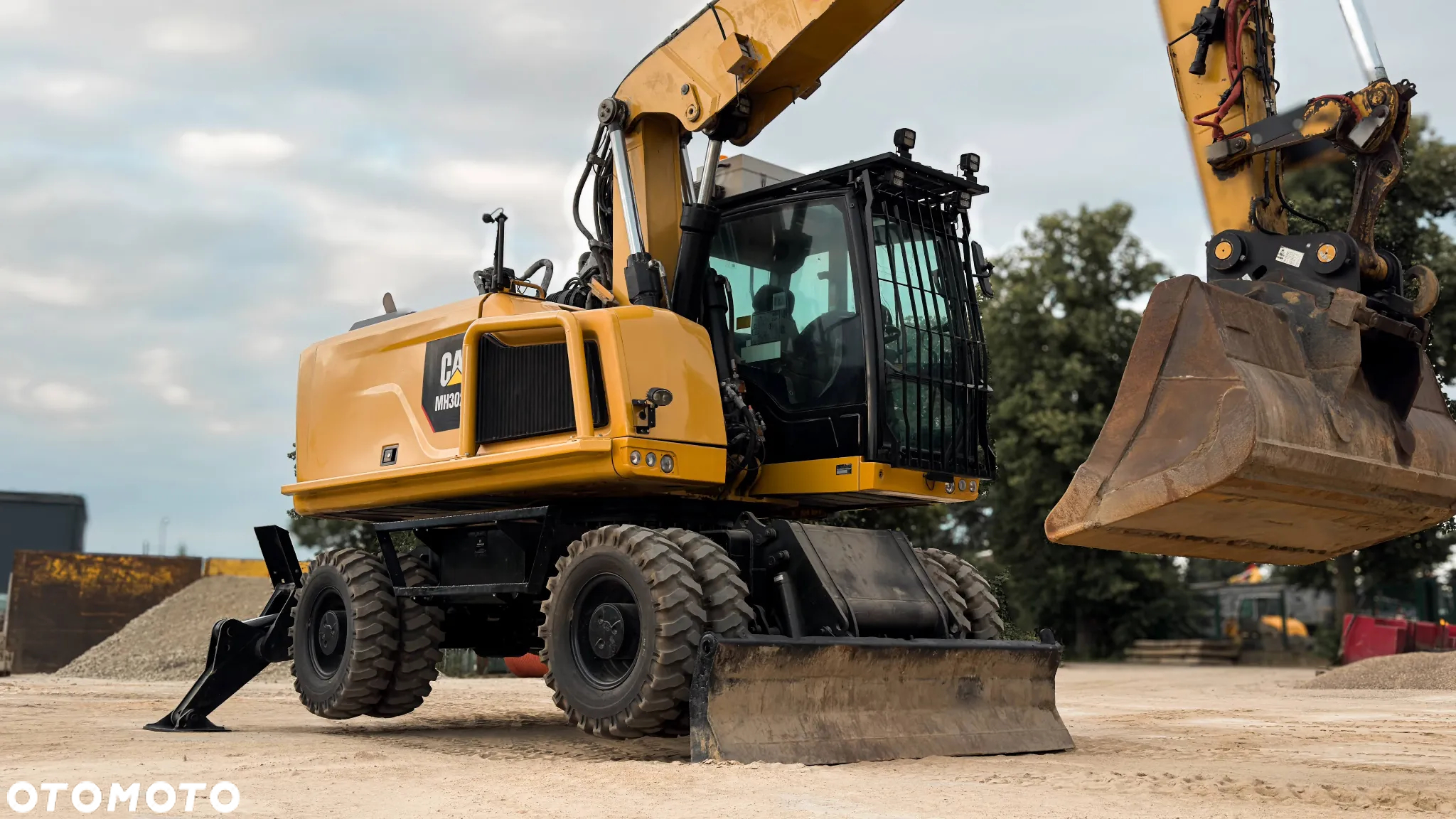 Caterpillar CAT MH 3022 322F 320F - 5