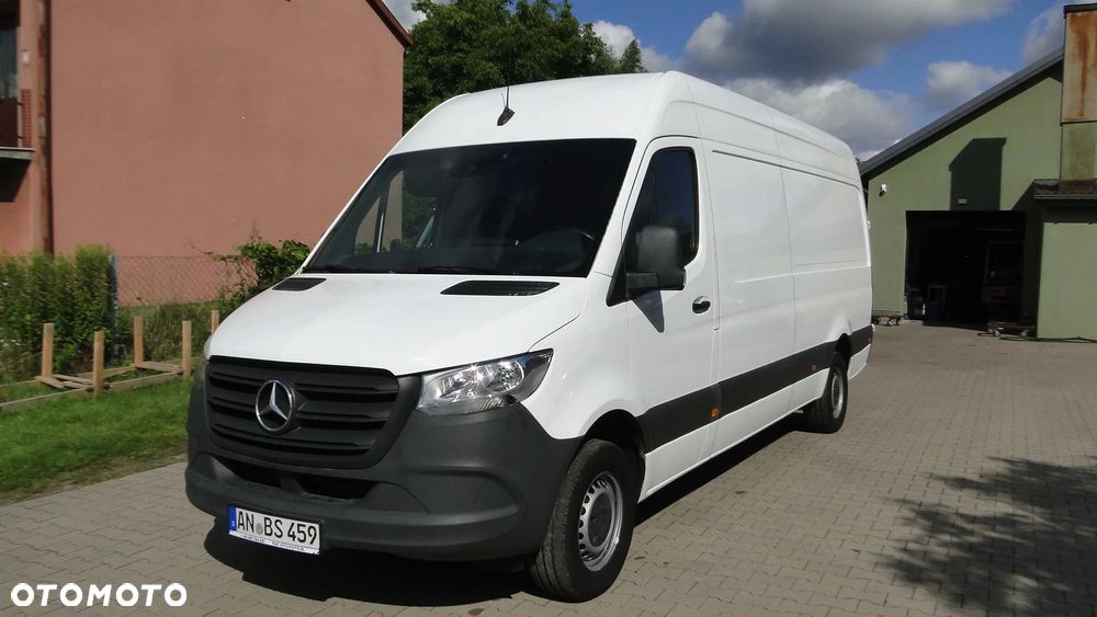 Mercedes-Benz SPRINTER - 1