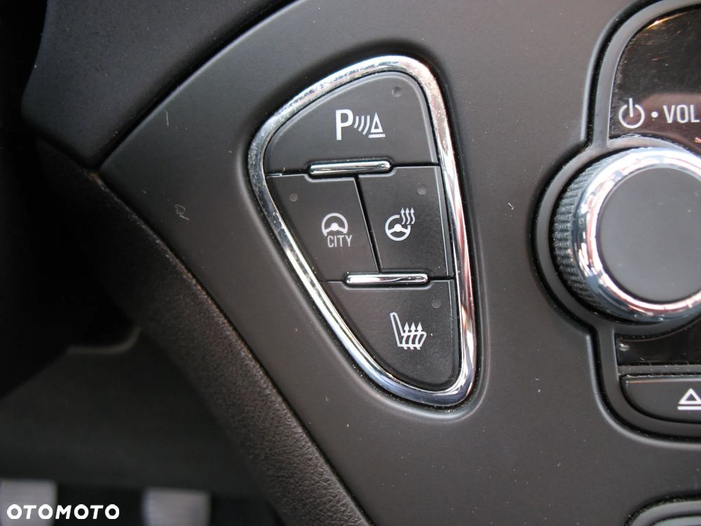 Opel Corsa 1.2 Cosmo - 13