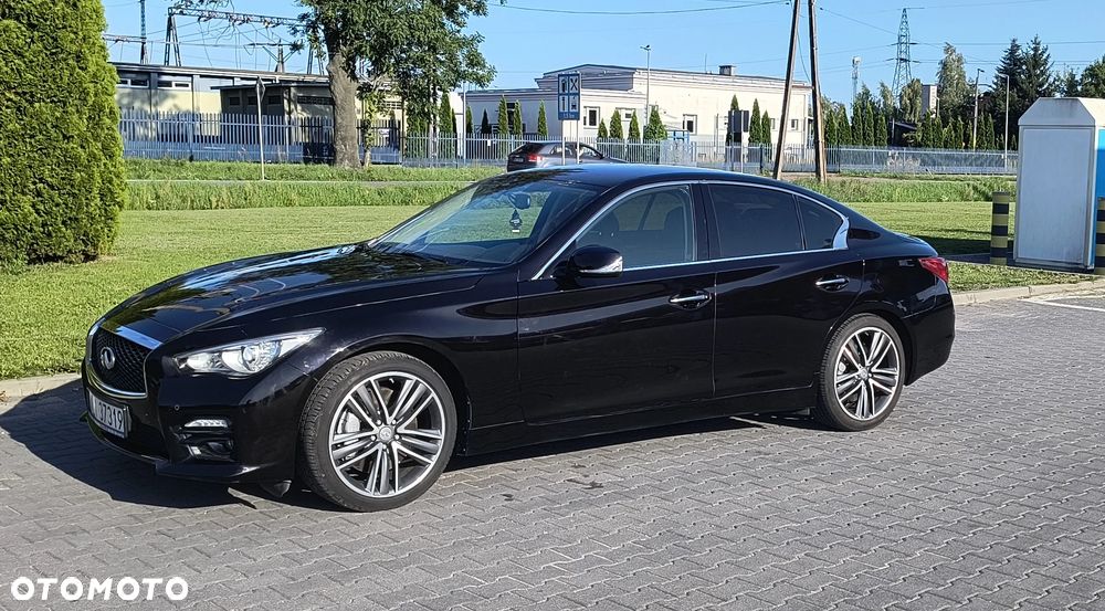 Infiniti Q50 - 1