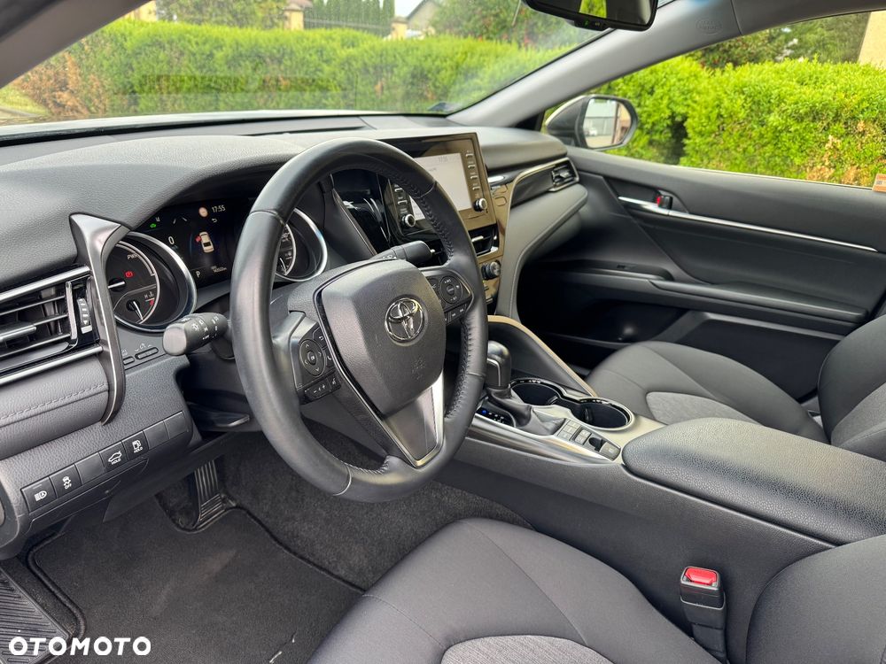 Toyota Camry 2.5 Hybrid Comfort CVT - 10