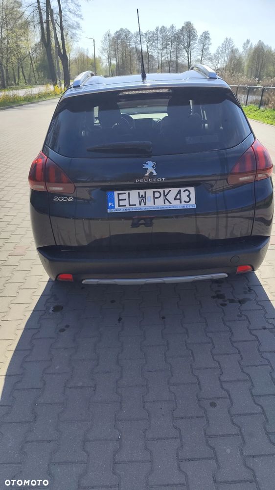 Peugeot 2008 1.2 Pure Tech GPF Allure S&S - 3