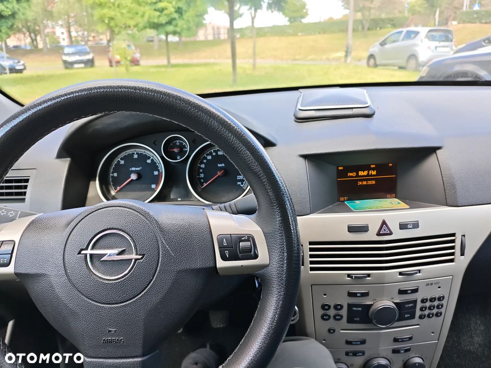Opel Astra 1.3 CDTI - 6