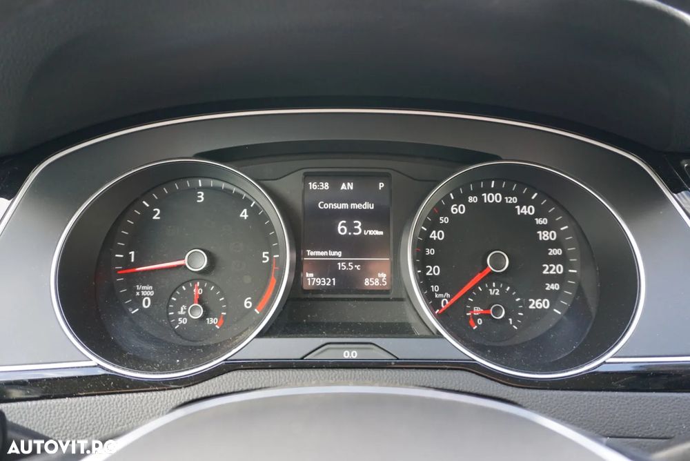 Volkswagen Passat 2.0 TDI DSG (BlueMotion Technology) Comfortline - 6