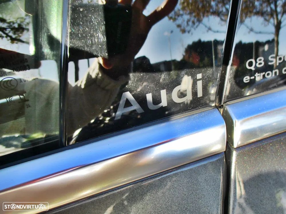 Audi Q8 e-Tron Sportback 50 quattro S line - 33