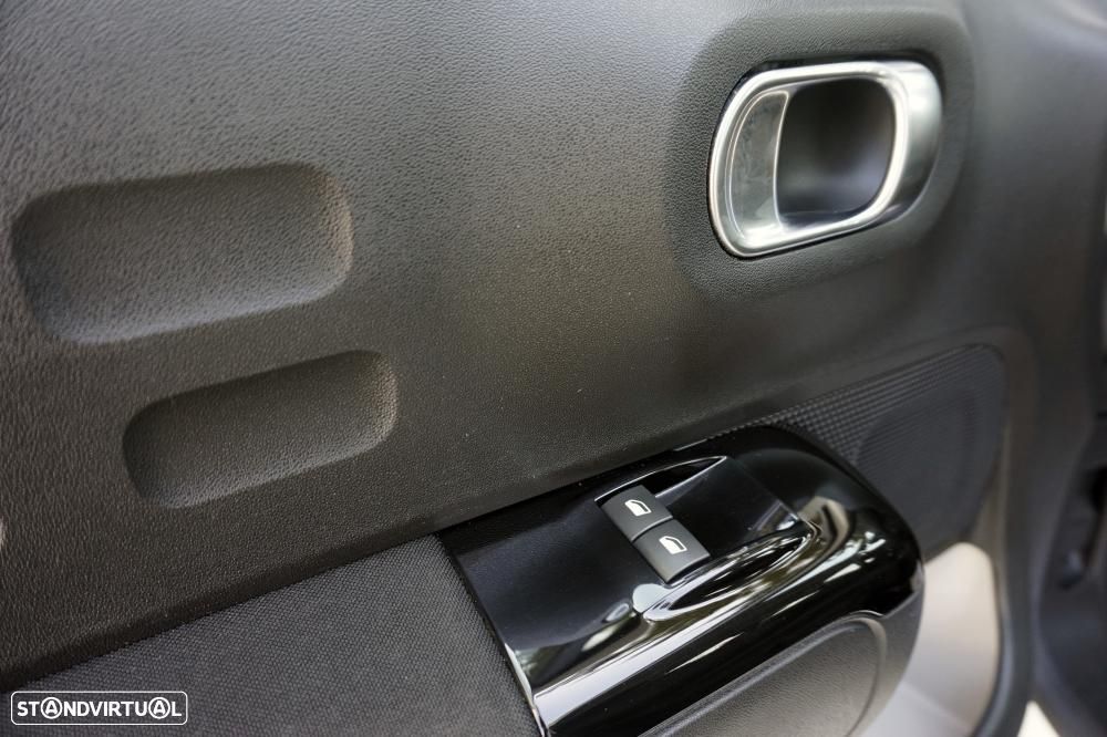 Citroën C3 1.2 PureTech Shine - 9