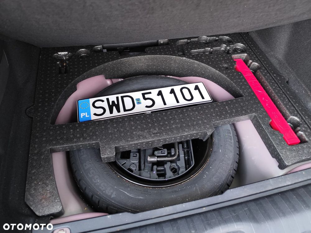 Peugeot 2008 1.2 Pure Tech Active S&S - 10