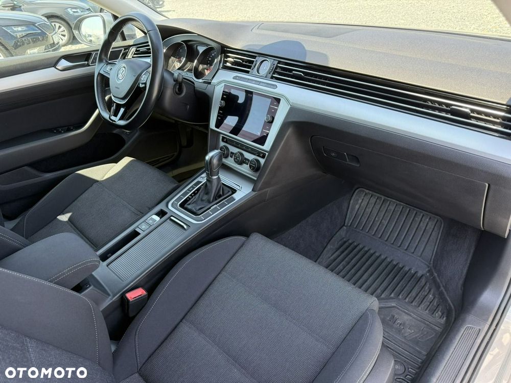 Volkswagen Passat Variant 2.0 TDI BMT Comfortline DSG - 15