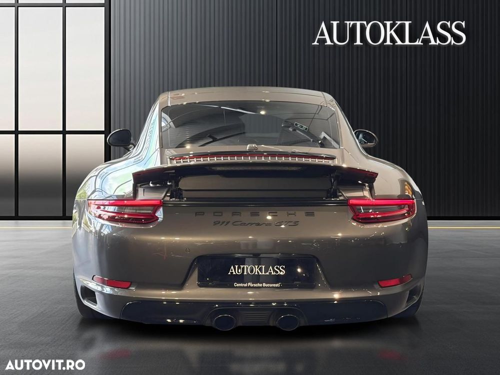 Porsche 911 Carrera GTS PDK - 5