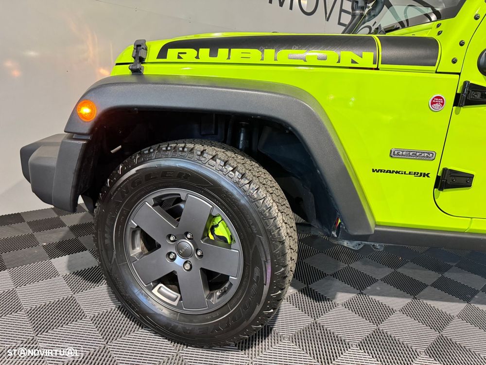 Jeep Wrangler - 60