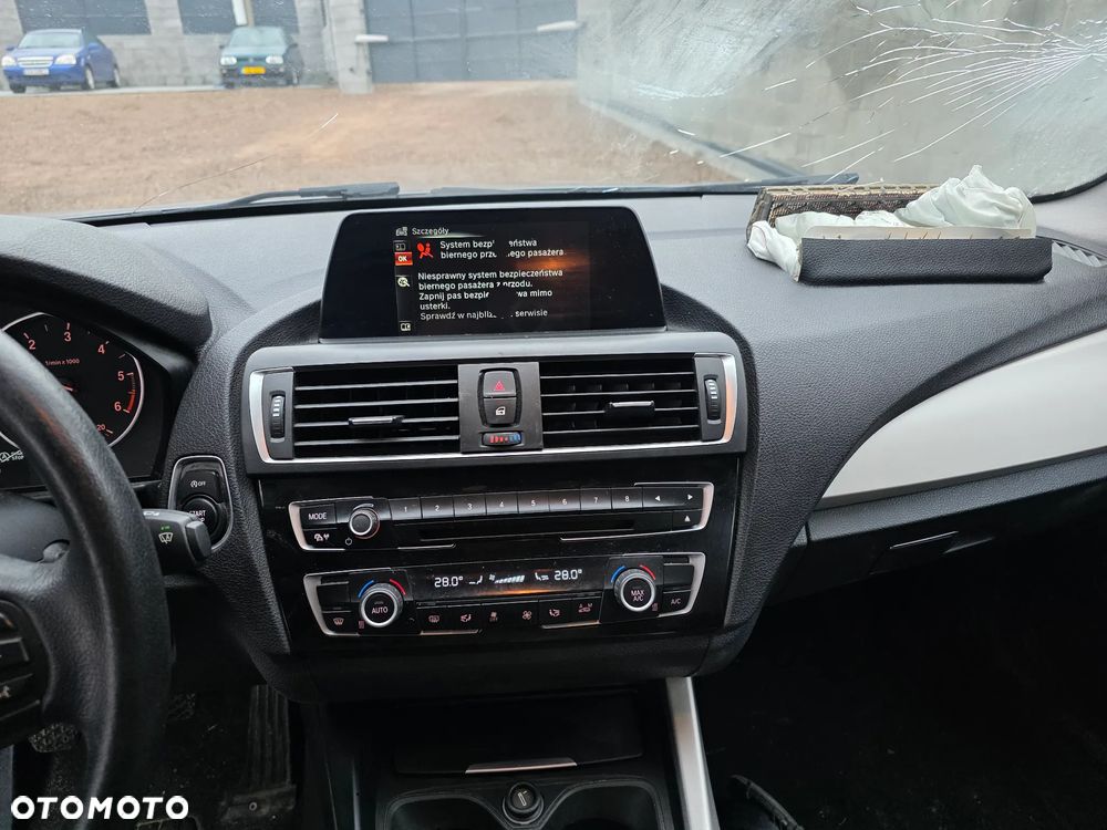 BMW Seria 1 - 23