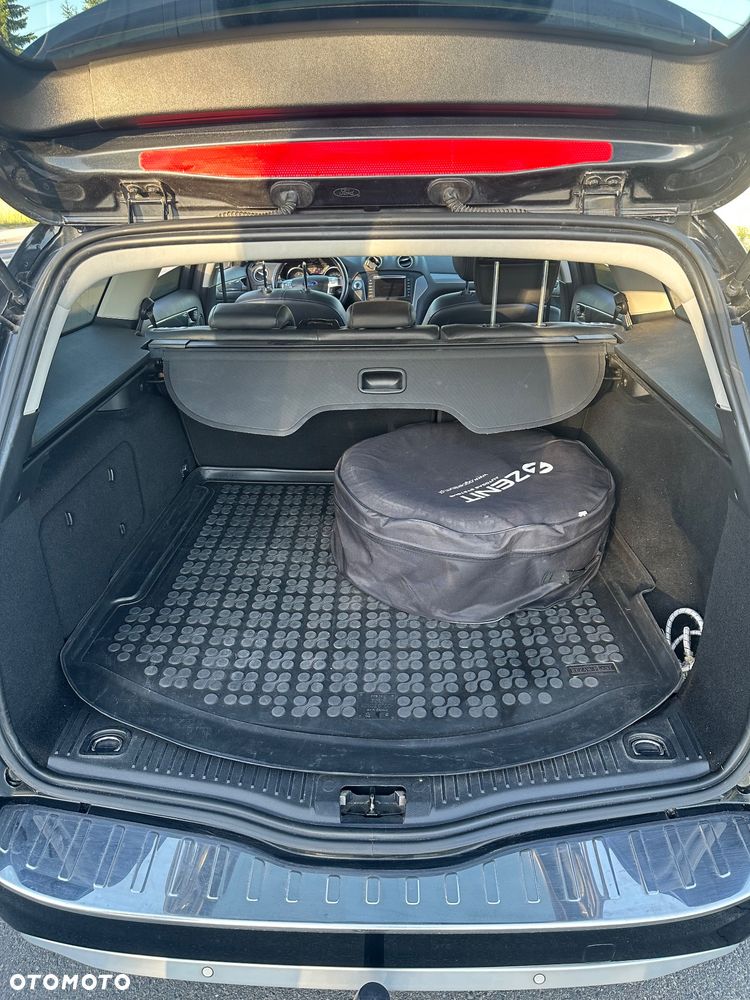 Ford Mondeo 1.6 T Ambiente - 14
