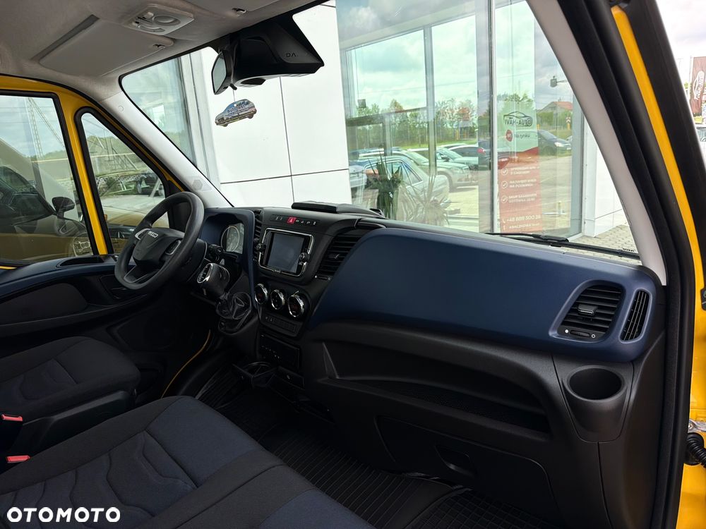Iveco DAILY - 22