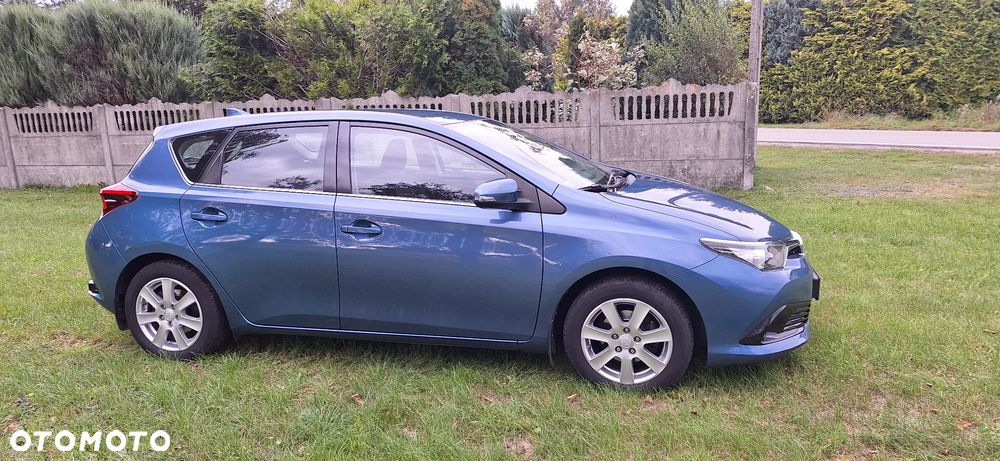Toyota Auris 1.6 Comfort - 4