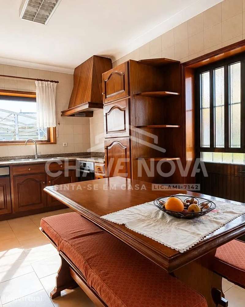 Moradia Geminada V3  c/ Garagem Box  | 3000m das Praias (Aguda) - Grande imagem: 4/7