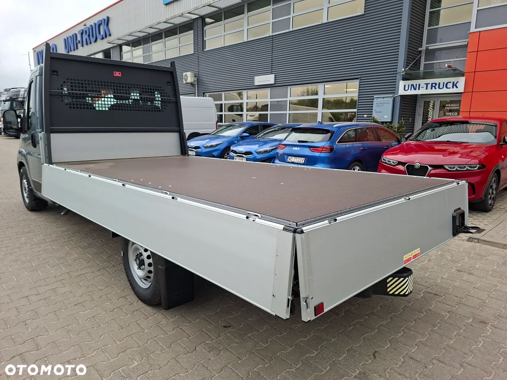 Fiat WYPRZEDAŻ!! SUPER CENA !!DUCATO SKRZYNIA L4 4,2m długa, 140KM, Wzmocnione zawieszenie tylne, Hak, koło zapasowe, Kamera cofania - 14