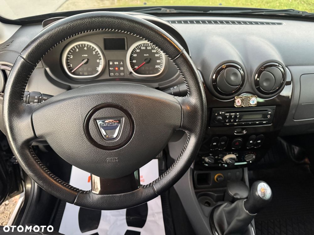 Dacia Duster 1.6 Laureate - 31