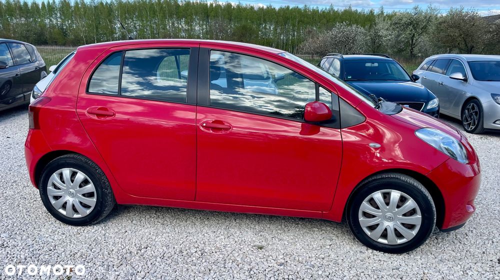 Toyota Yaris 1.3 Luna Hit - 24