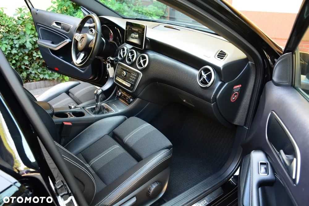 Mercedes-Benz Klasa A 200 (BlueEFFICIENCY) Urban - 24