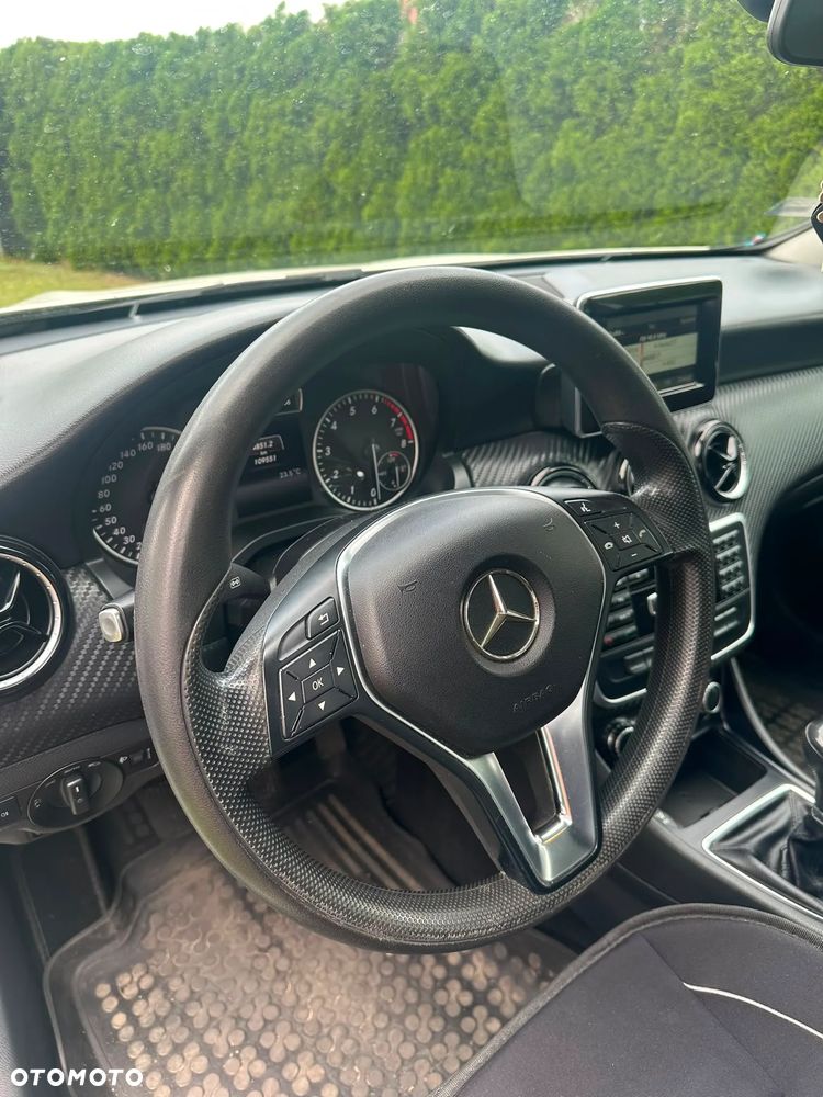 Mercedes-Benz GLA 200 - 8
