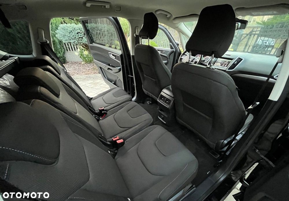 Ford S-Max - 20