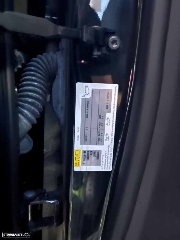 Peugeot 2008 1.2 PureTech GT EAT8 - 23