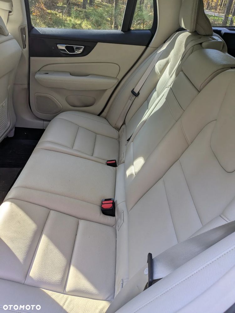 Volvo V60 - 22