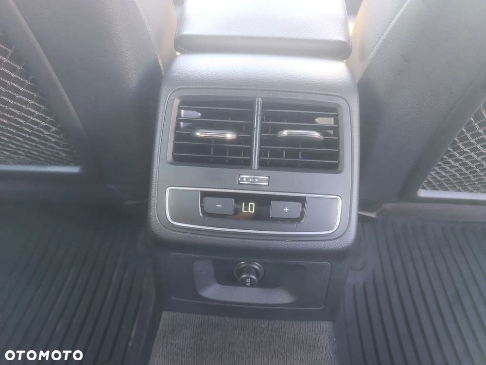 Audi A4 Limousine 2.0 TFSI quattro S tronic sport - 9