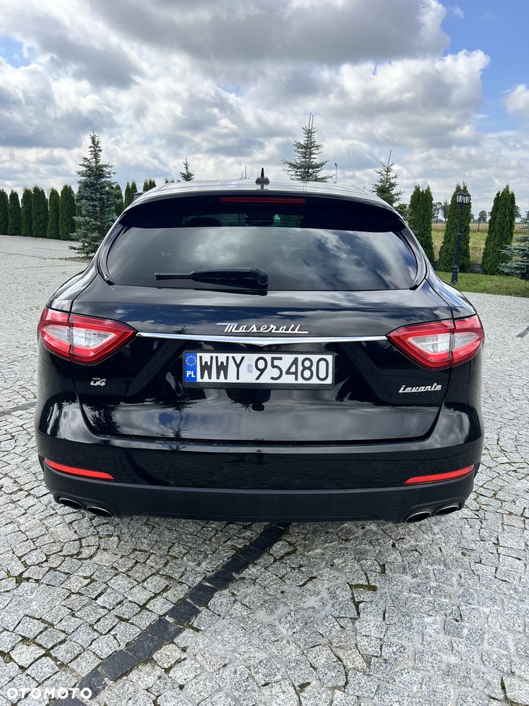 Maserati Levante S Essence - 20