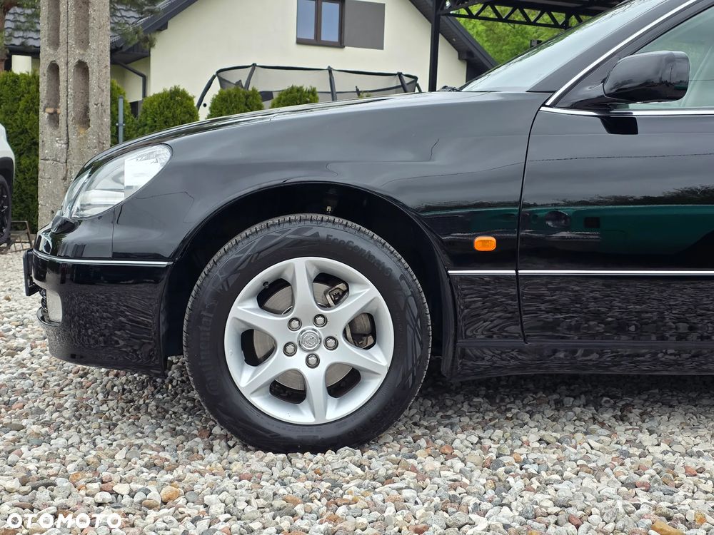 Lexus GS - 5