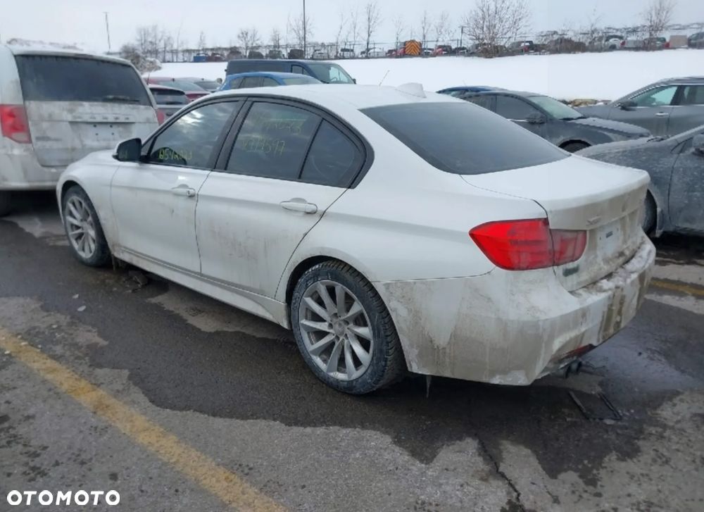 BMW Seria 3 328i xDrive - 5